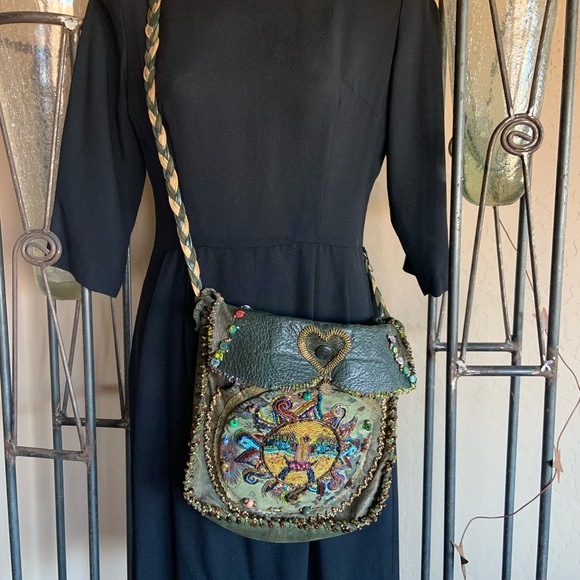 Gossamer Wings by Barbara Grimes * RARE * Custom Handmade Leather Beaded Bag - Picture 3 of 16